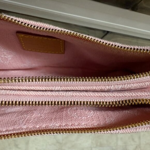 Double Pochette Denim-Powder Pink Crossbody-Brand New Never Used! - Picture 5 of 6